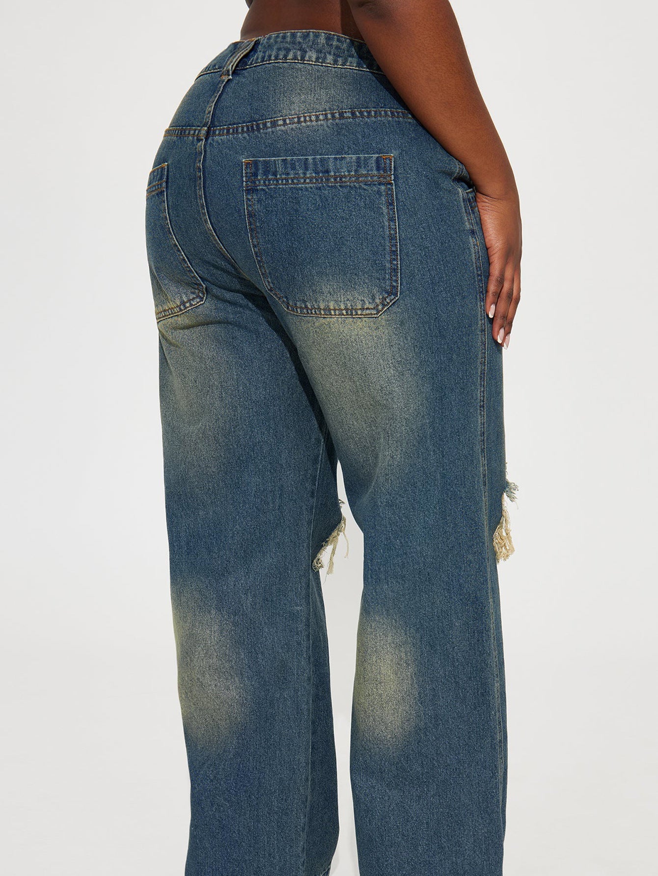 Retro Heavy-duty Washed Knee Ripped Wide-legged Jeans